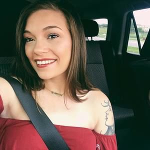 Meet your Posher, Savannah